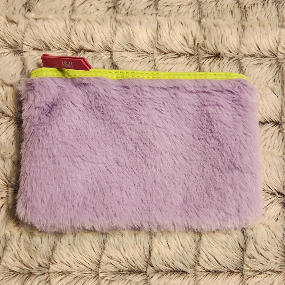 ✨️ Ipsy makeup pouch